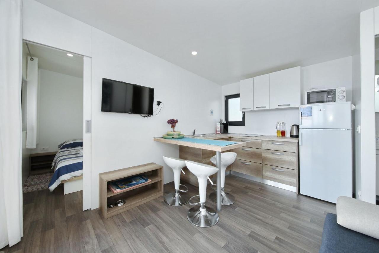 Mobile Home Safir Biograd Na Moru Exterior foto